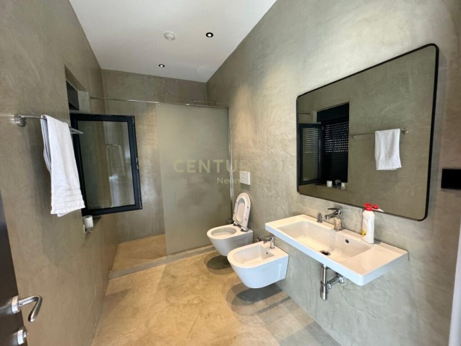 Shitet Vile ne Rezidencen Akacia Hills!Neom92889