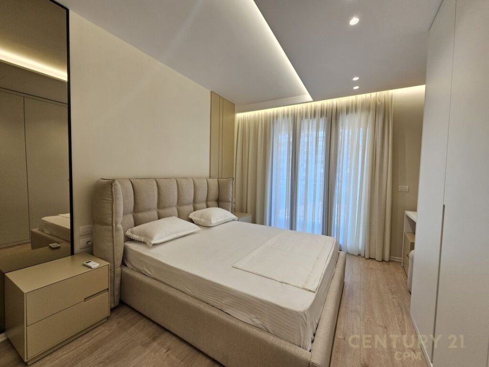 Tirane, jepet me qera apartament Kati 3, 82 m² 1.000 € (Rruga e Barrikadave Tirana, Albania)