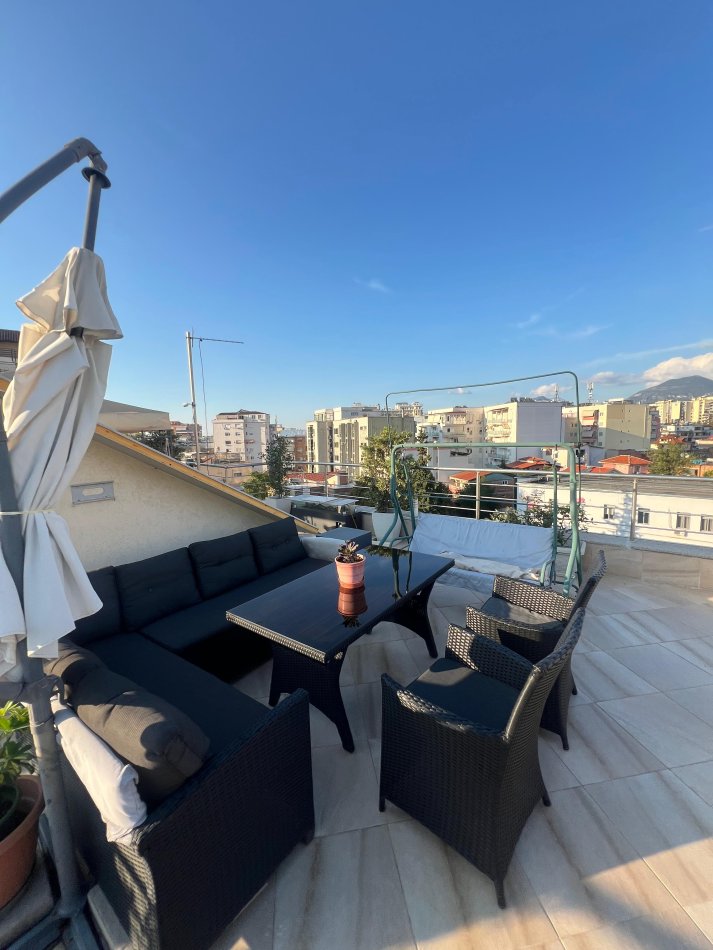 Tirane, shitet apartament 3+1+Aneks+Ballkon Kati 5, 233 m² 287.000 € (rruga mine peza)
