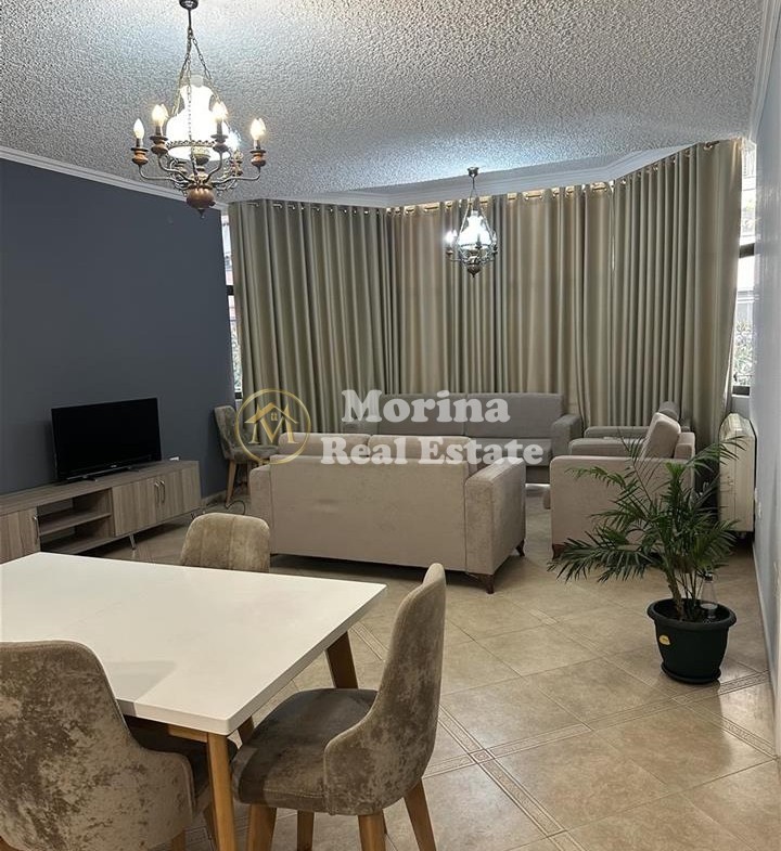 Tirane, jepet me qera apartament 3+1 Kati 3, 160 m² 1.200 € (Rruga Kosovarve)