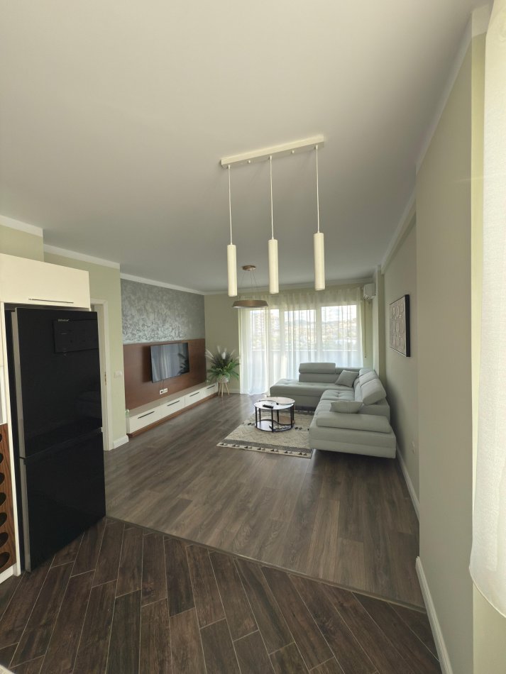 Tirane, shitet apartament 2+1+Ballkon Kati 5, 118 m² 155.000 € (LONI LIGORI)
