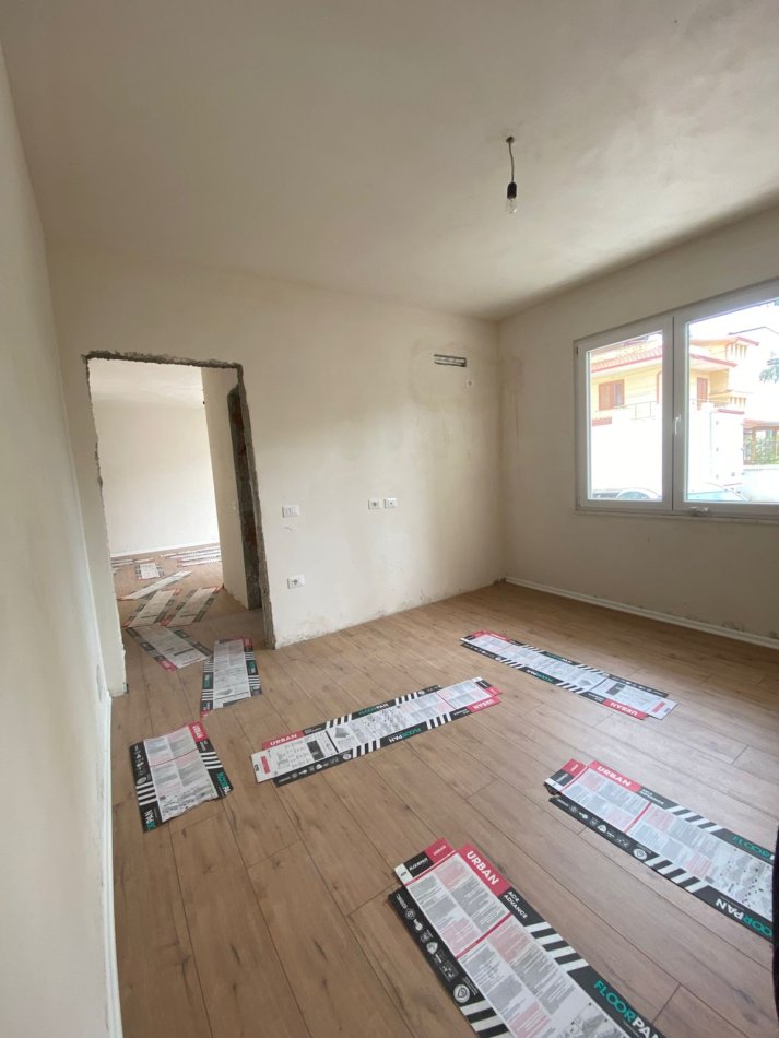 Durres, shitet apartament 1+1+Ballkon Kati 1, 74 m² 82.000 € 