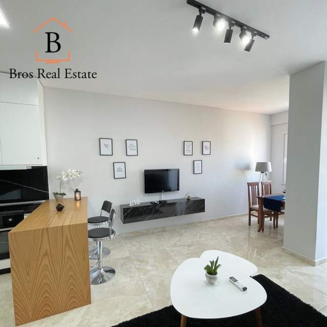 Tirane, jepet me qera apartament 1+1+BLK Kati 7, 600 Euro