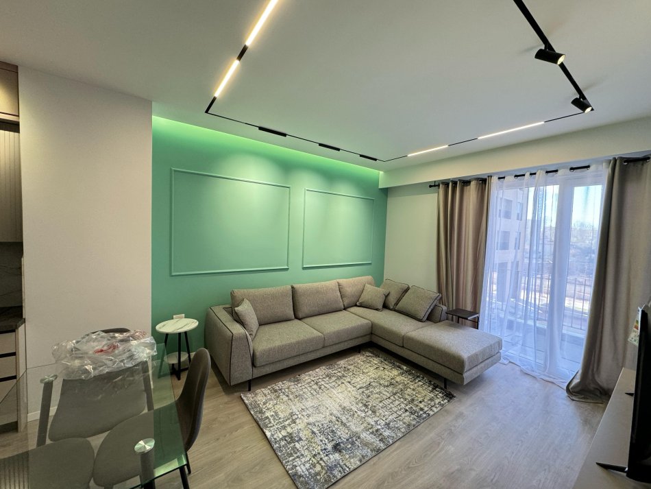 Tirane, jepet me qera apartament 2+1 Kati 2, 100 m² 750 € (ish fusha e aviacionit)