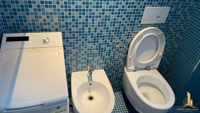 Tirane, jap me qera apartament 2+1+BLK Kati 5, 80 m² 600 Euro (Prane Tregut Cam)