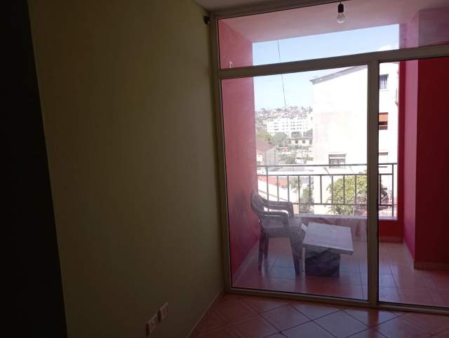Tirane, jepet me qera apartament 2+1+BLK Kati 3, 90 m² 40.000 Leke (rruga 5 maji)