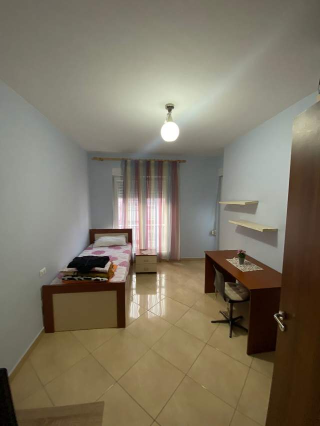 Tirane, shitet apartament 2+1+BLK Kati 6, 95 m² 195.000 Euro (Rruga e Kavajes)