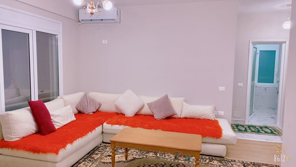 Tirane, jepet me qera apartament 2+1+Aneks+Ballkon Kati 6, 110 m² 500 € (Caza Italia te Terminali i Autobuzave)