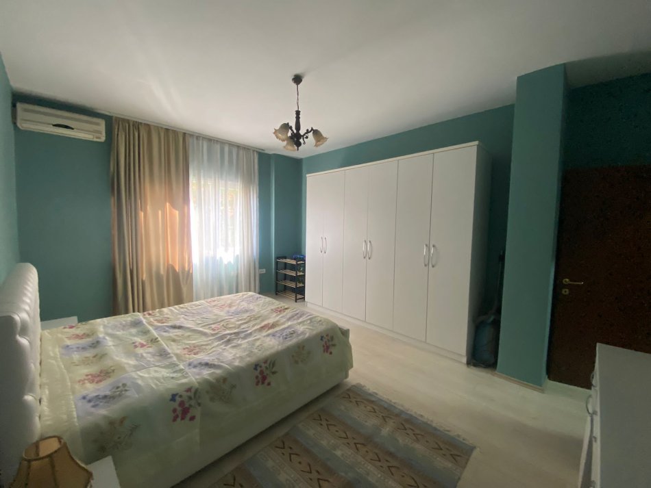 Tirane, jepet me qera apartament 1+1 Kati 3, 70 m² 600 € (rruga e elbasanit)