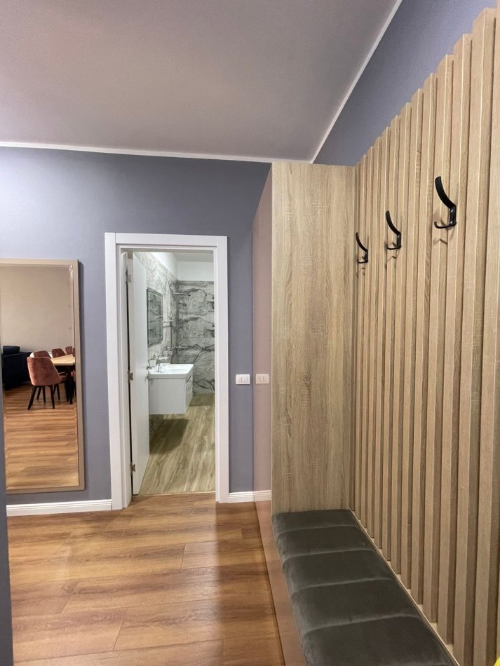 Tirane, jepet me qera apartament 2+1+Ballkon Kati 7, 107 m² 600 € (Oasis Residence)