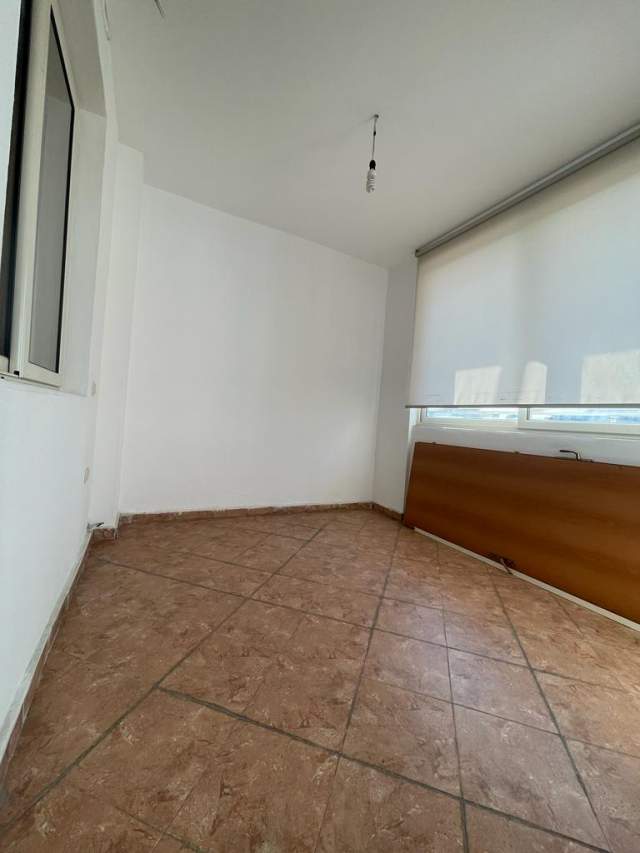 Tirane, jepet me qera apartament 1+1+BLK Kati 6, 81 m² 400 Euro (hoxha tasim)