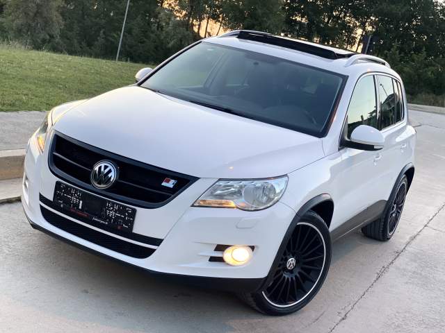 Tirane, shes makine Volkswagen Tiguan Individual Viti 2009,