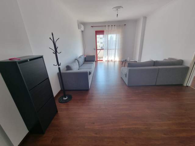 Durres, jepet me qera apartament 2+1+A+BLK Kati 4, 100 m² 550 Euro (Aleksander Goga)