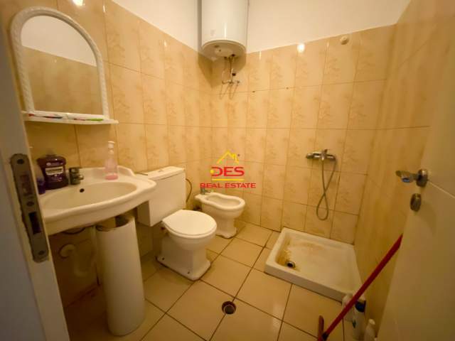 Vlore, shitet apartament 1+1+BLK Kati 2, 48 m² 59.000 Euro (Rruga Pelivan Leskaj)