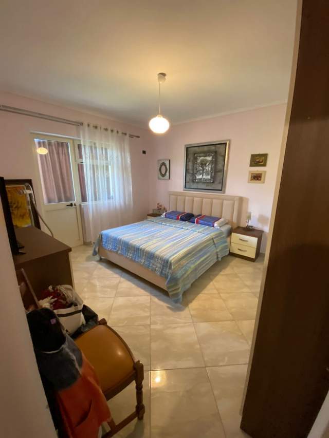 Tirane, shitet apartament 1+1 Kati 5, 57 m² 72.000 Euro (Rruga Siri Kodra)