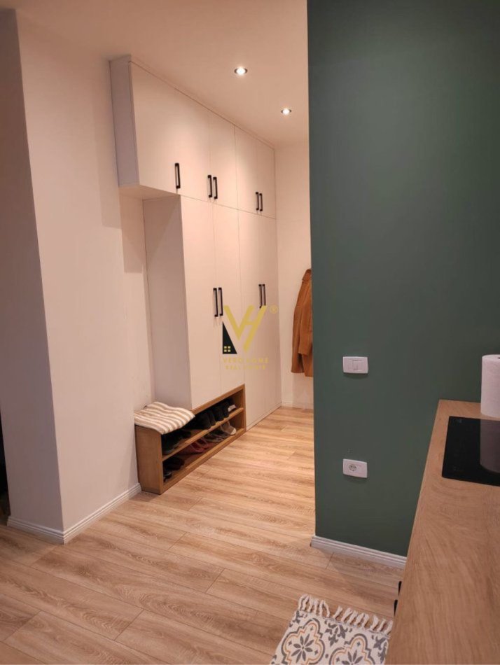 Tirane, shitet apartament 2+1+Ballkon Kati 2, 74 m² 120.000 € (FRESK)