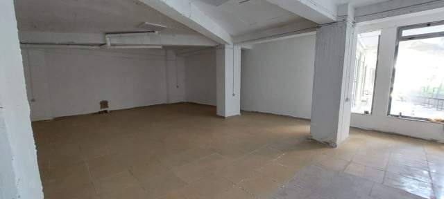 Tirane, shitet dyqan Kati 0, 113 m² 50.000 Euro (Astiri)