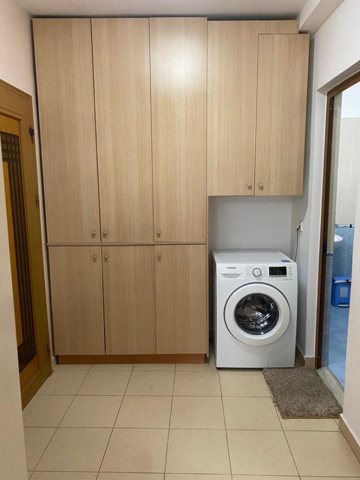 Tirane, jepet me qera apartament 1+1+Ballkon Kati 3, 65 m² 350 € (Rruga Idriz Dollaku, Ali Demi)