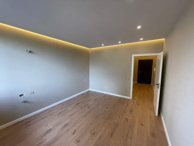 Tirane, shitet apartament 1+1+BLK Kati 3, 78 m² 125.000 Euro (Fusha e aviacionit)