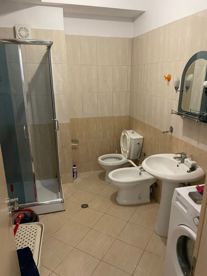 Tirane, jepet me qera apartament 2+1 Kati 3, 90 m² 550 € (Kodra e diellit)