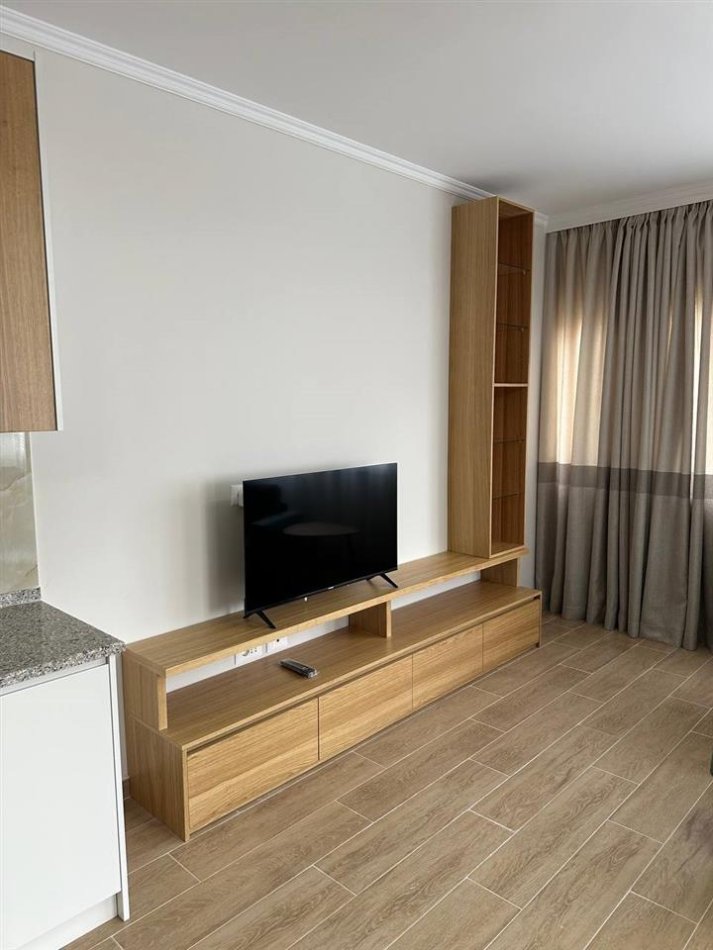 Tirane, jepet me qera apartament 1+1+Ballkon Kati 2, 65 m² 400 € (Astir , prane Viles L , te pasticeri
