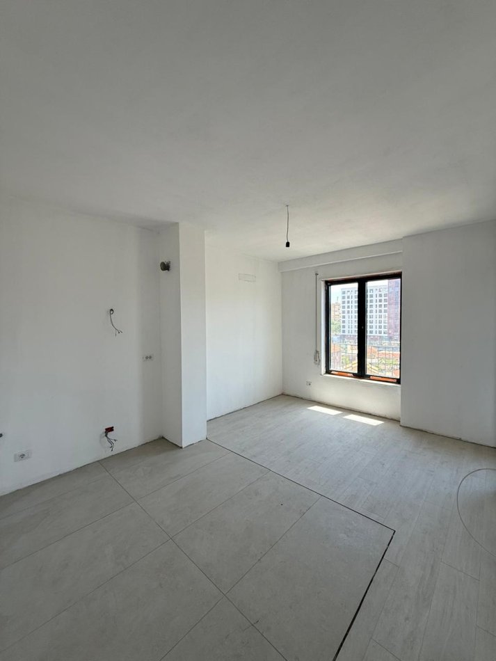 Tirane, jepet me qera apartament 2+1 Kati 7, 120 m² 600 € (rruga karl gega)