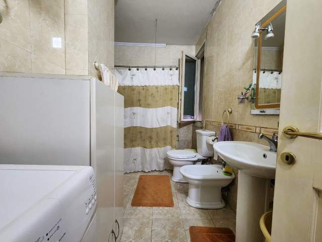 Tirane, shitet apartament 3+1+BLK Kati 4, 145 m² 232.000 Euro (liqeni thate)