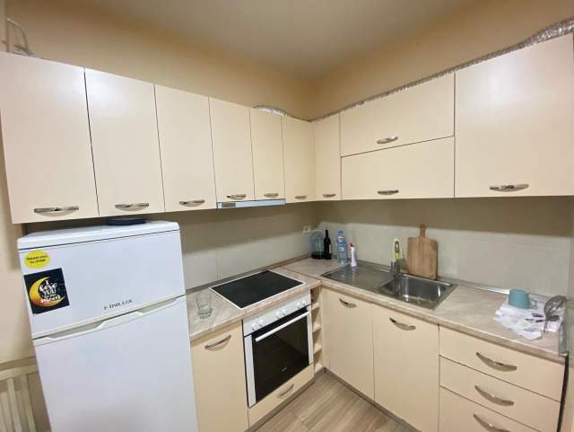 Tirane, shitet apartament 1+1+BLK Kati 7, 60 m² 86.000 Euro (Komuna e Parisit)