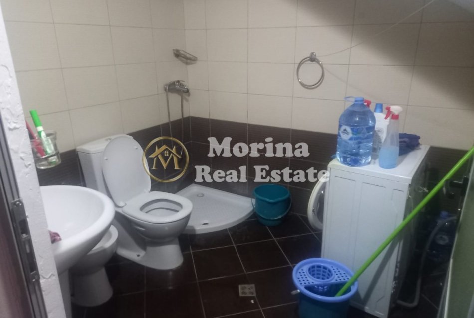 Tirane, jepet me qera garsonier Kati 2, 35 m² 180 € (Vilat Gjermane)
