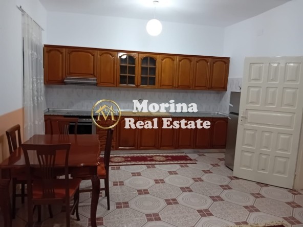Tirane, jepet me qera shtepi 1+1 Kati 1, 80 m² 400 € (5 Maji)