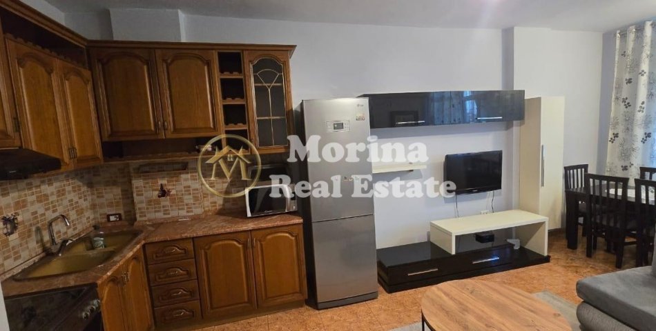 Tirane, jepet me qera apartament 1+1 Kati 7, 75 m² 500 € (Parku i Autobuzave)