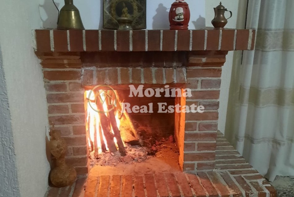 Tirane, jepet me qera Vile 4+1 Kati 2, 288 m² 1.400 € (Ndroq)