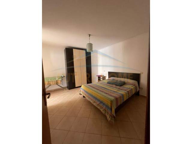Durres, jepet me qera apartament Kati 12, 146 m² 600 Euro (Rruga Taulantia)