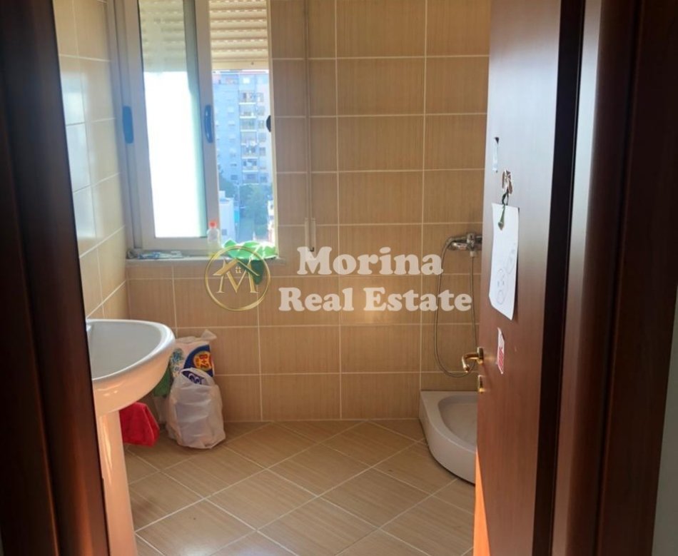 Tirane, jepet me qera apartament 2+1 Kati 7, 107 m² 600 € (Jordan Misja)