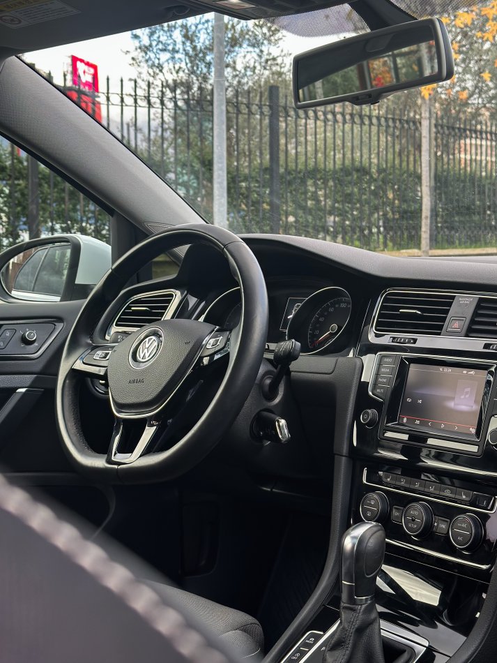 Tirane, japim me qera makine Golf 7 Nafte, e bardhë automatik Klima 45 €