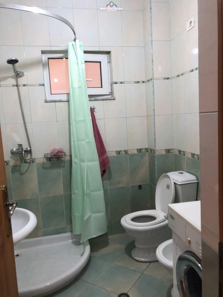 Tirane, shes apartament 2+1 Kati 3, 95 m² 138.000 Euro (Ali Demi)
