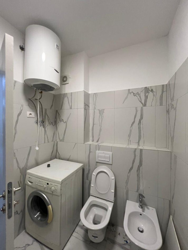 Tirane, jepet me qera apartament 2+1 Kati 3, 100 m² 600 € (asl 2)
