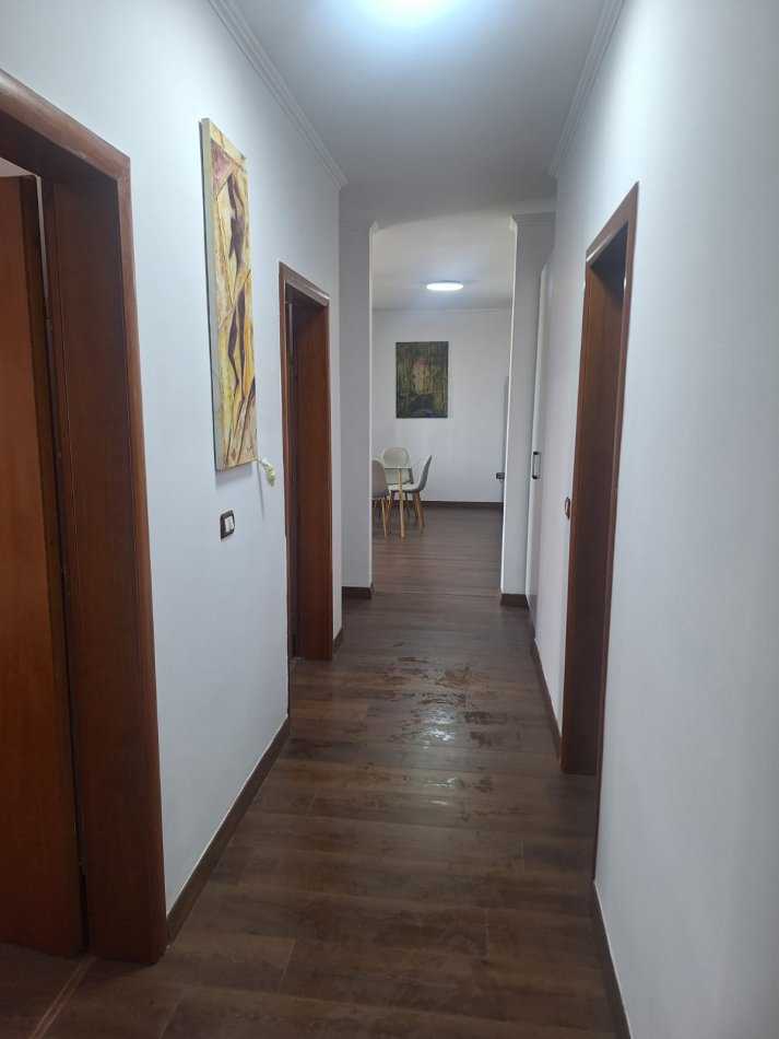 Tirane, Don Bosko, shes apartament 2+1+Aneks+Ballkon Kati 5, 120 m² 175.000 € (Rruga Eshref Frasheri)