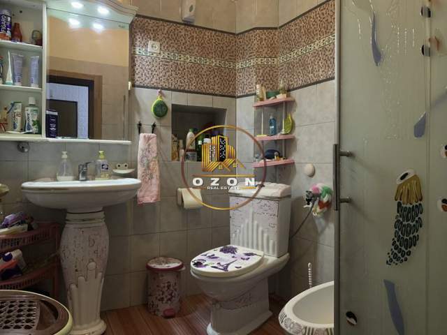 Tirane, Okazion! shitet apartament 5+1 Kati 2, 120 m² 135.000 Euro (21 Dhjetori)