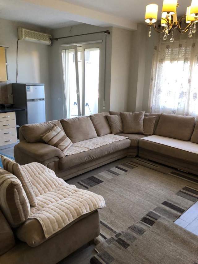 Tirane, shitet apartament Kati 4, 113 m² 1.400 Euro/m2 (Tirane)