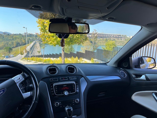 Tirane, shitet makine Ford Mondeo Nafte, kafe automatik Kondicioner 89.400 km 10.500 €