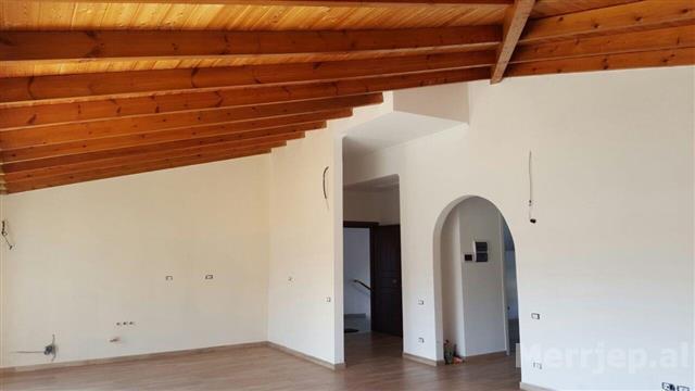 Himare, shes apartament 2+1+BLK Kati 4, 125 m² 125.000 Euro (Himare - Qender)