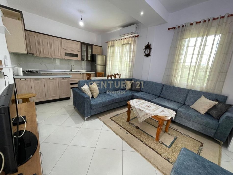 Tirane, jepet me qera apartament 2+1 Kati 1, 95 m² 500 € (porta egjelber saukk)