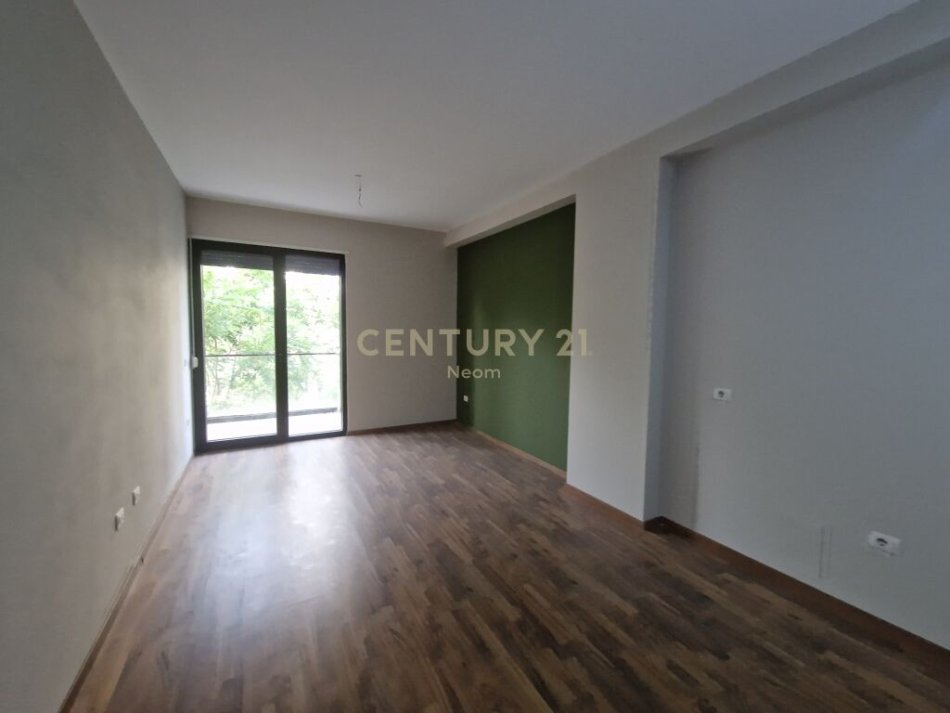 SHITET APARTAMENT 1+1 TE REZIDENCA TURDIU TE ISH FUSHA AVIACIONIT!Neom94374