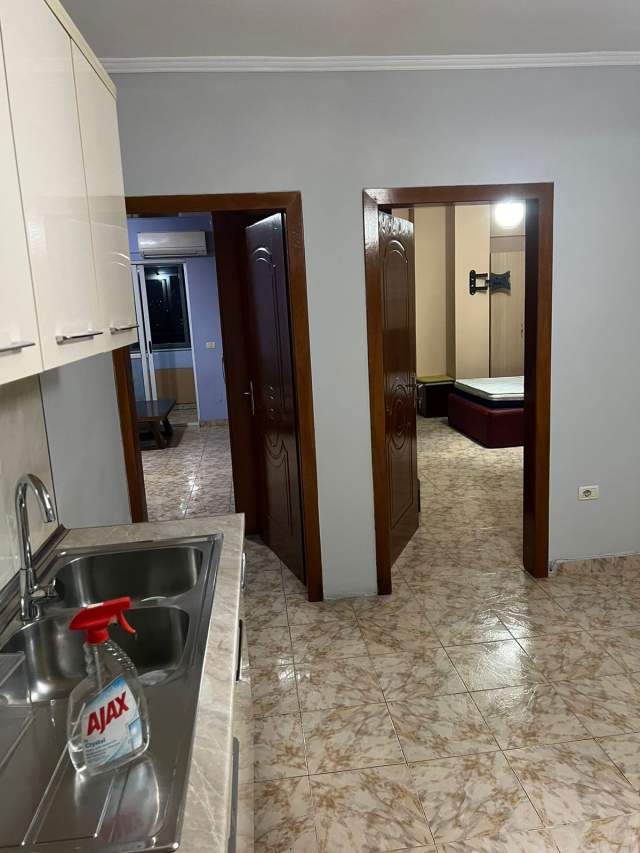 Tirane, jepet me qera apartament 2+1+BLK Kati 6, 120 m² 400 Euro (Dritan Hoxha)