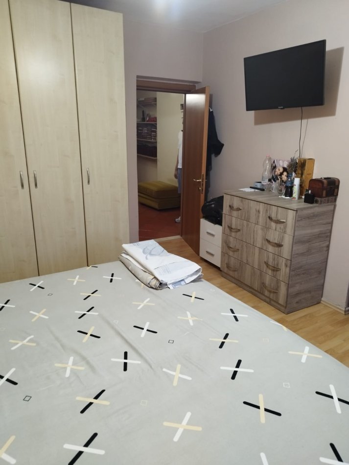 Tirane, jepet me qera apartament 1+1 Kati 5, 75 m² 450 € (Stacioni i trenit)