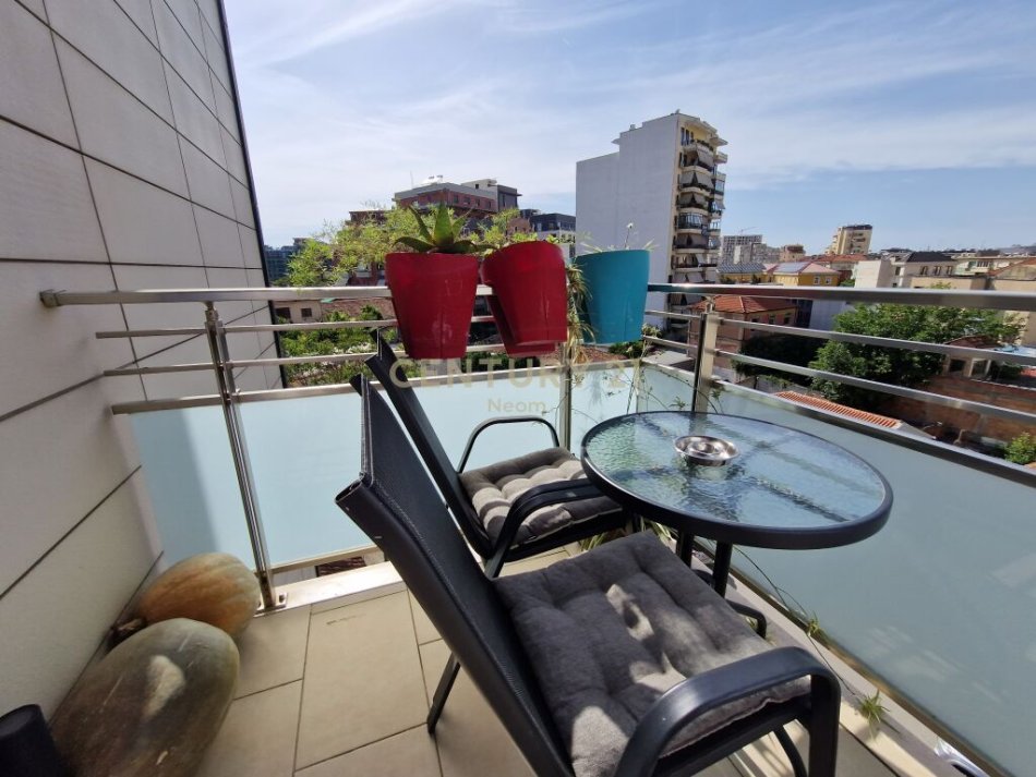 JEPET ME QIRA APARTAMENT 2+1 NE QENDER TE TIRANES !Neom94932