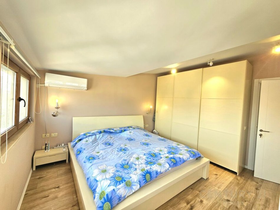 Tirane, shitet apartament Kati 11, 100 m² 200.000 € 