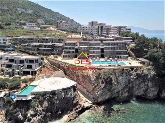 Vlore, jepet me qera apartament Kati 0, 77 m² 900 Euro (Rruga Aleksander Moisiu)