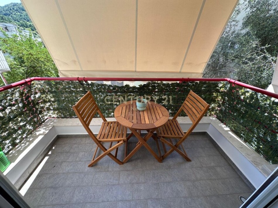 Apartament modern 2+1+2+Parkim me qira te Liqeni i Thate!Neom95117